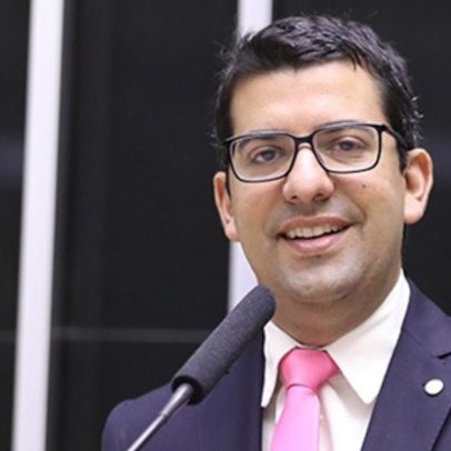 PF investiga deputado tucano por fraude de R$ 200 milhões em castração animal