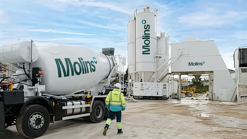 Mercado espanhol de corros perde estrela; Cementos Molins mira salto contínuo