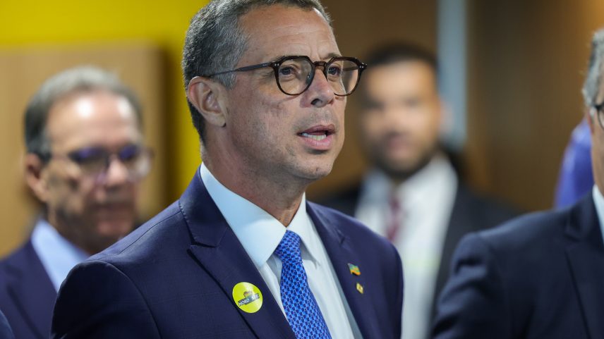 Mitidieri lidera disputa pelo governo estadual; Valmir aparece em segundo lugar
