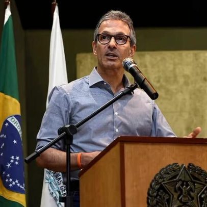 Novo no Paraná prepara rompimento na crise com Zema