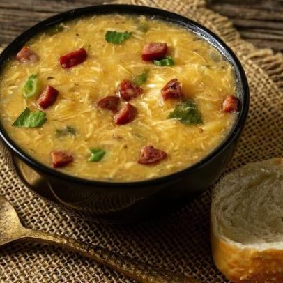 7 receitas de sopas saborosas para os dias frios