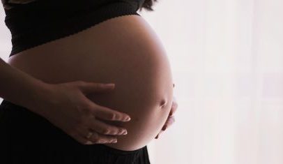 Muitas mulheres só percebem violência obstétrica anos depois