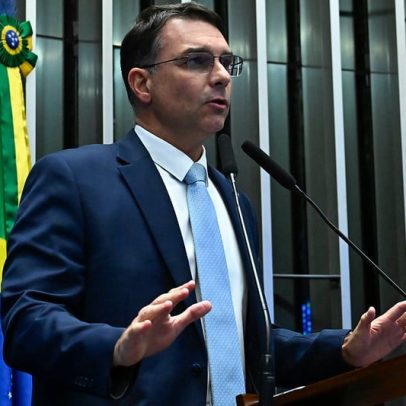 Flávio Bolsonaro e a estratégia no caso Master