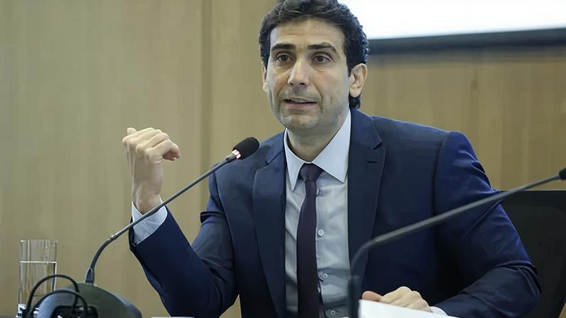 Presidente do Banco Central do Brasil, Gabriel Galípolo, durante a apresentação do Relatório de Política Monetária