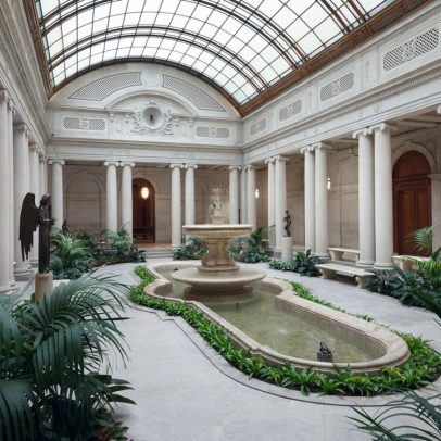 Frick assina parceria de 3 anos com Louis Vuitton para exposições e sextas livres