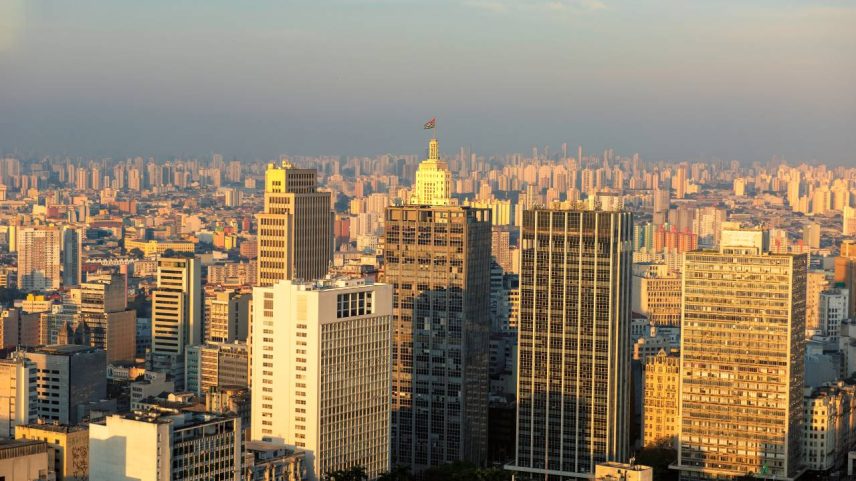 View of the city of São Paulo taking as a point of view the viewpoint of the Edificio Italia Terrace. Photo taken on July 12, 2018, in São Paulo, Brazil (Veja/VEJA)