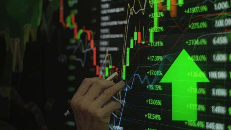 Ibovespa opera en alta com bancos e exterior no radar