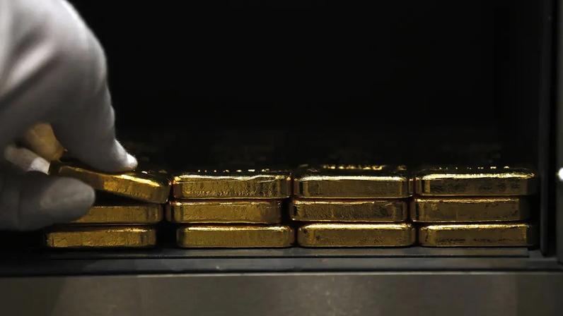 Barras de ouro: fundos que acompanham a cotação do metal estão disponíveis para os brasileiros