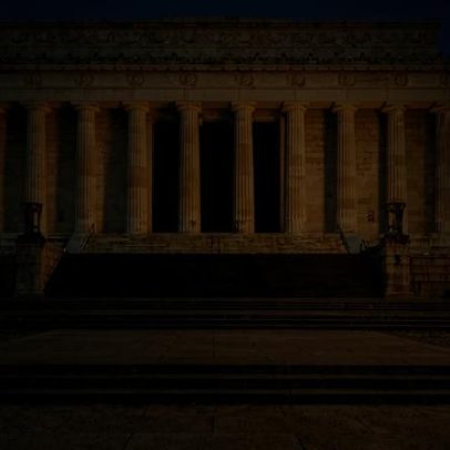 Cofres selados sob o Lincoln Memorial são abertos; ingressos já esgotados