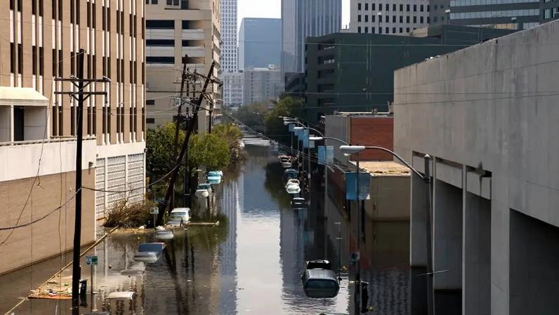 NEW ORLEANS Cidade ficou submersa com o furacão Katrina em 2005: sistema de segurança não foi suficiente para evitar o avanço das águas