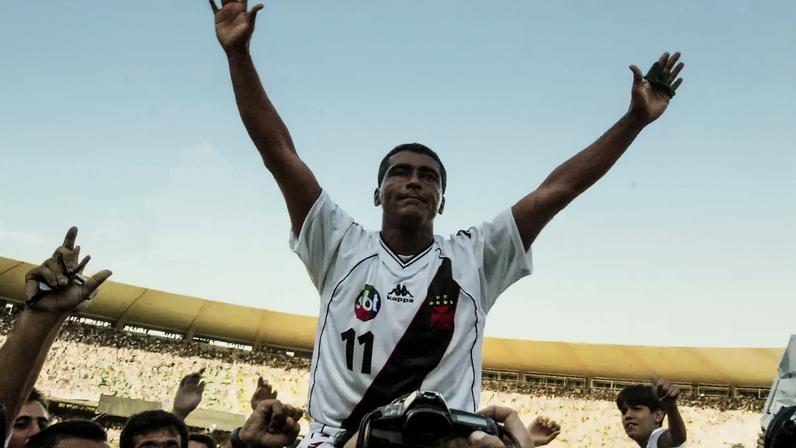 CLAMOR JUSTIFICADO - Romário, em 2001: o “baixinho” voava quando Felipão o preteriu