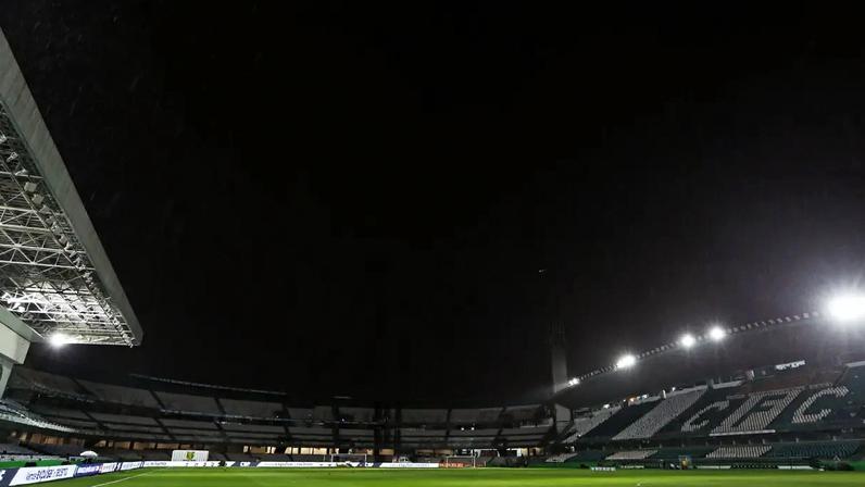 Estádio Couto Pereira vai ser o palco da partida entre Coritiba e Bahia nesta segunda, 25 (Heuler Andrey/Getty Images)