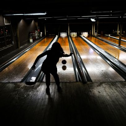 Para bowlers sérios, conhecer o óleo da pista de bowling é essencial
