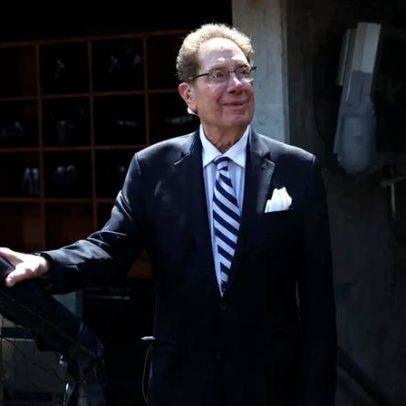 Melhores chamadas de John Sterling pelos Yankees e seu estilo