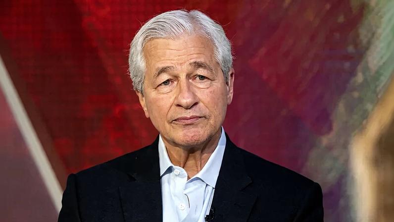 Jamie Dimon: cenário atual é mais complexo do que em qualquer momento desde a Segunda Guerra Mundial. (Noam Galai/Getty Images)