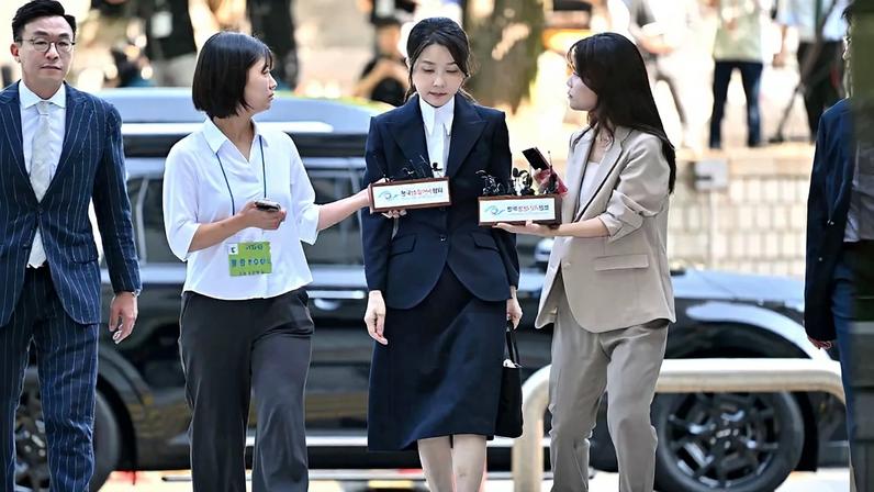 Former first lady of South Korea Kim Keon Hee arriving at Seoul Central District Court on Aug. 12, 2025.