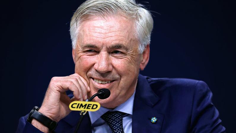 Técnico Carlo Ancelotti (Buda Mendes/Getty Images)