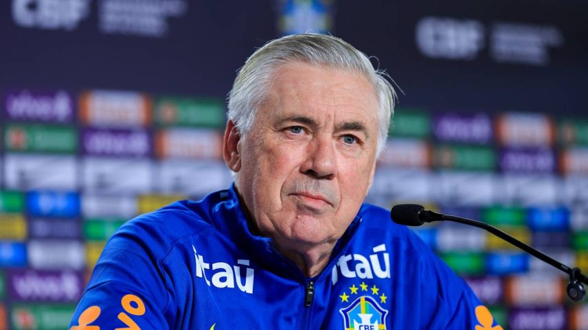 Técnico Carlo Ancelotti (Buda Mendes/Getty Images)