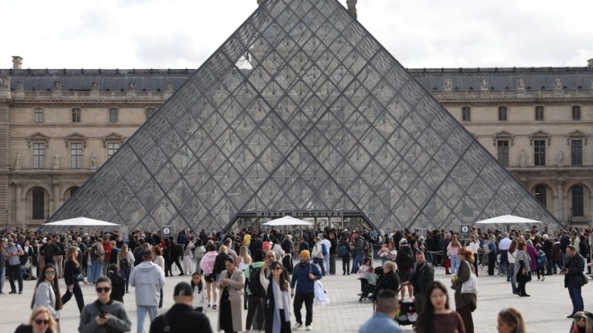 Parlamento francês acusa Louvre de priorizar prestígio sobre segurança
