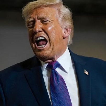 Trump amplia teorias de fraude eleitoral nas redes; Obama citado como alvo