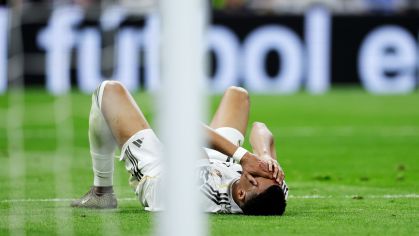 Kyllian Mbappé sentindo lesão