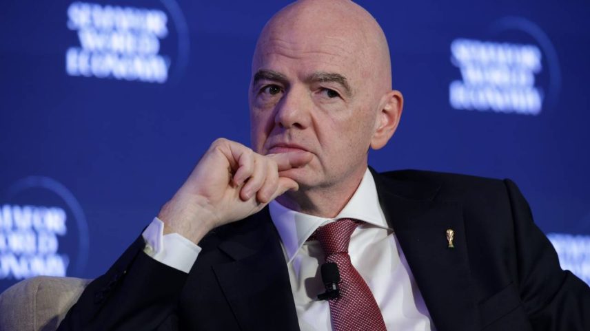 O presidente da Fifa, Gianni Infantino, participa de evento em Washington, nos EUA - 15/04/2026 (Alex Wong/Getty Images)