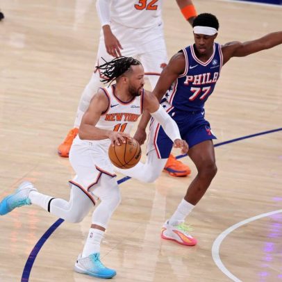 Brunson lidera Knicks na abertura do Jogo 1 contra 76ers