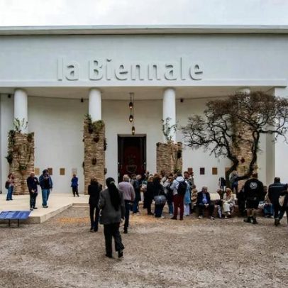 Artistas da Bienal de Veneza recusam Leões de Ouro escolhidos por voto público