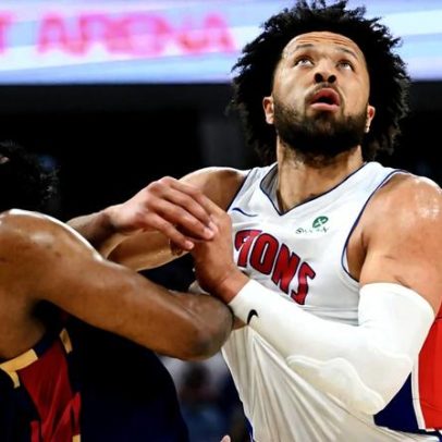 Harden garante vitória do Cavs no Game 3 contra Pistons e sequência em casa
