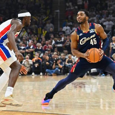 Cavs abrem vantagem com 22-0, vencem Jogo 4 e empatam a série em Detroit
