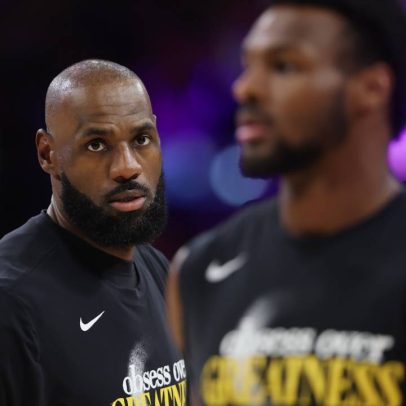 LeBron James revela futuro após eliminação dos Lakers