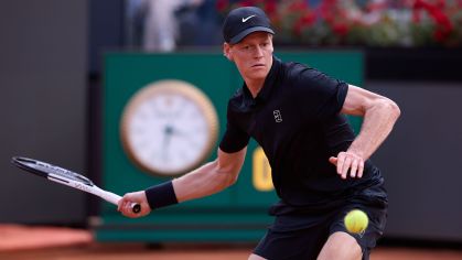 Jannik Sinner bate recorde de Djokovic