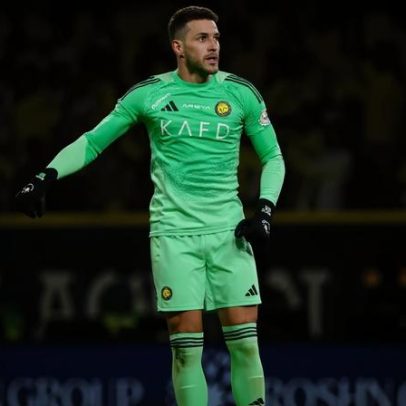 Falha do goleiro da seleção brasileira é foco após vídeo com Cristiano Ronaldo