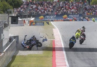 Piloto sofre acidente e fratura vértebra na MotoGP