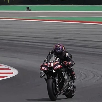 Piloto da MotoGP é hospitalizado após sexta queda em quatro dias