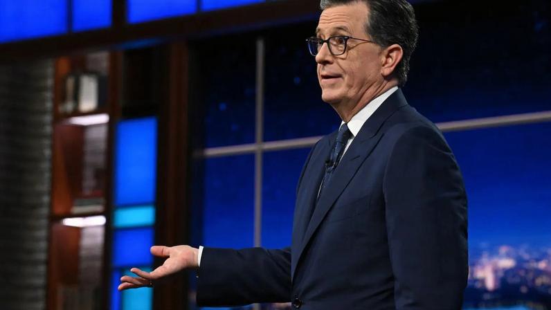 Trump celebra fim do Late Show de Colbert e agradece pela saída