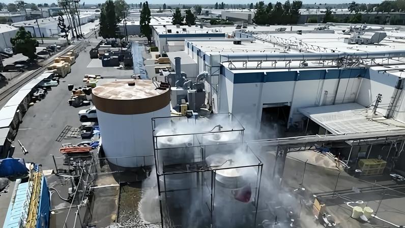 Ordens de retirada foram reemitidas nesta sexta-feira (22) para milhares de moradores em Garden Grove devido a preocupações com o vazamento de um produto químico tóxico