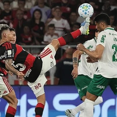 Carrascal é expulso no Flamengo x Palmeiras; veja lance