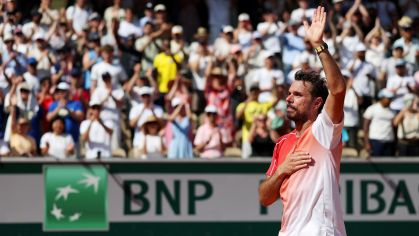 Emocionado, Stan Wawrinka é eliminado de Roland Garros
