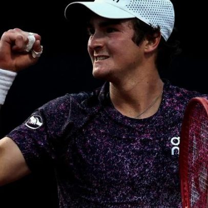 João Fonseca antevê duelo com Djokovic no Roland Garros