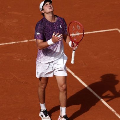 João Fonseca vira sobre Djokovic após perder dois sets