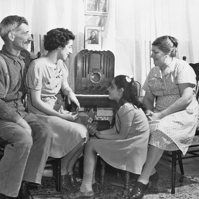 Detector de ondas de rádio feito com bolas de alumínio