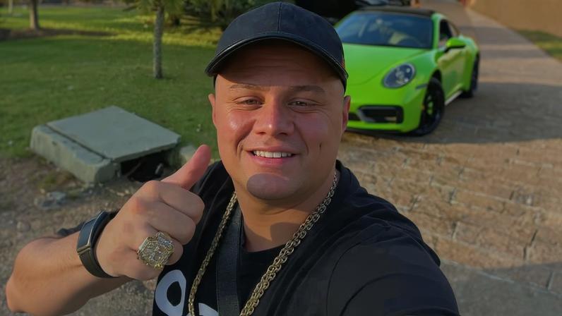 Giliard Vidal dos Santos, filho de Deolane Bezerra