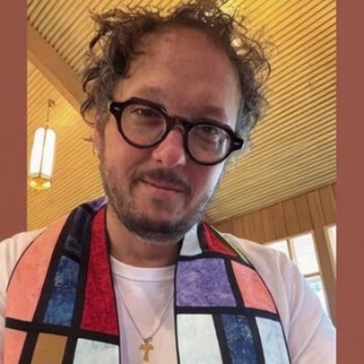 Michael Gungor entra para coral da igreja apesar de crítica ao cristianismo