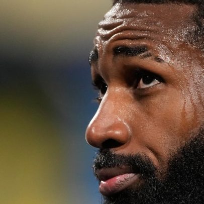 Cruzeiro resiste a expulsão de Gerson e empata com Boca em La Bombonera