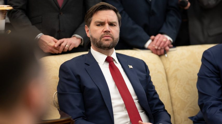 O vice-presidente JD Vance tem instruções sobre o que fazer caso Trump seja morto