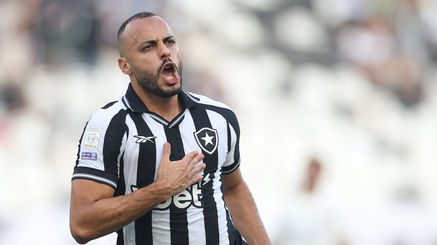 Análise | Botafogo dá show com hat-trick de Arthur Cabral e afunda Corinthians no Z-4 do Brasileirão