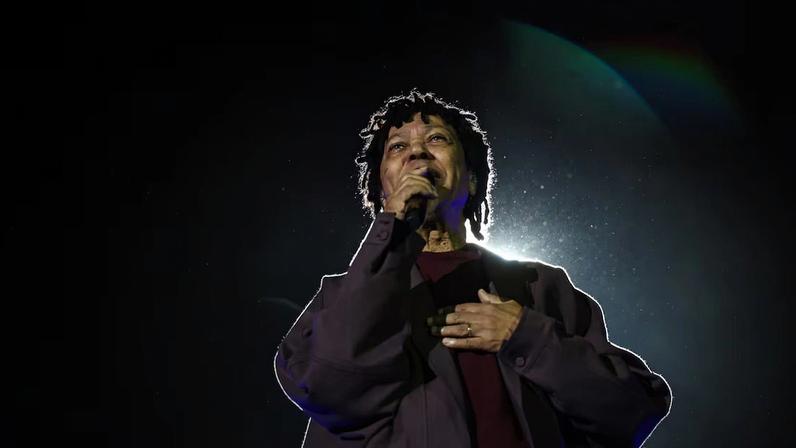 Djavan hipnotizou público no primeiro show de turnê que celebra seus 50 anos de carreira