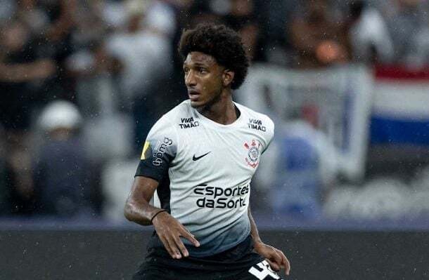 Ex-Corinthians, Talles Magno brilha nos Estados Unidos em 2026