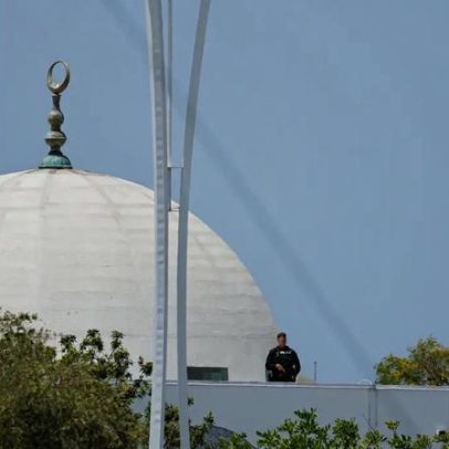 Atirador dispara dentro de mesquita em San Diego, Califórnia